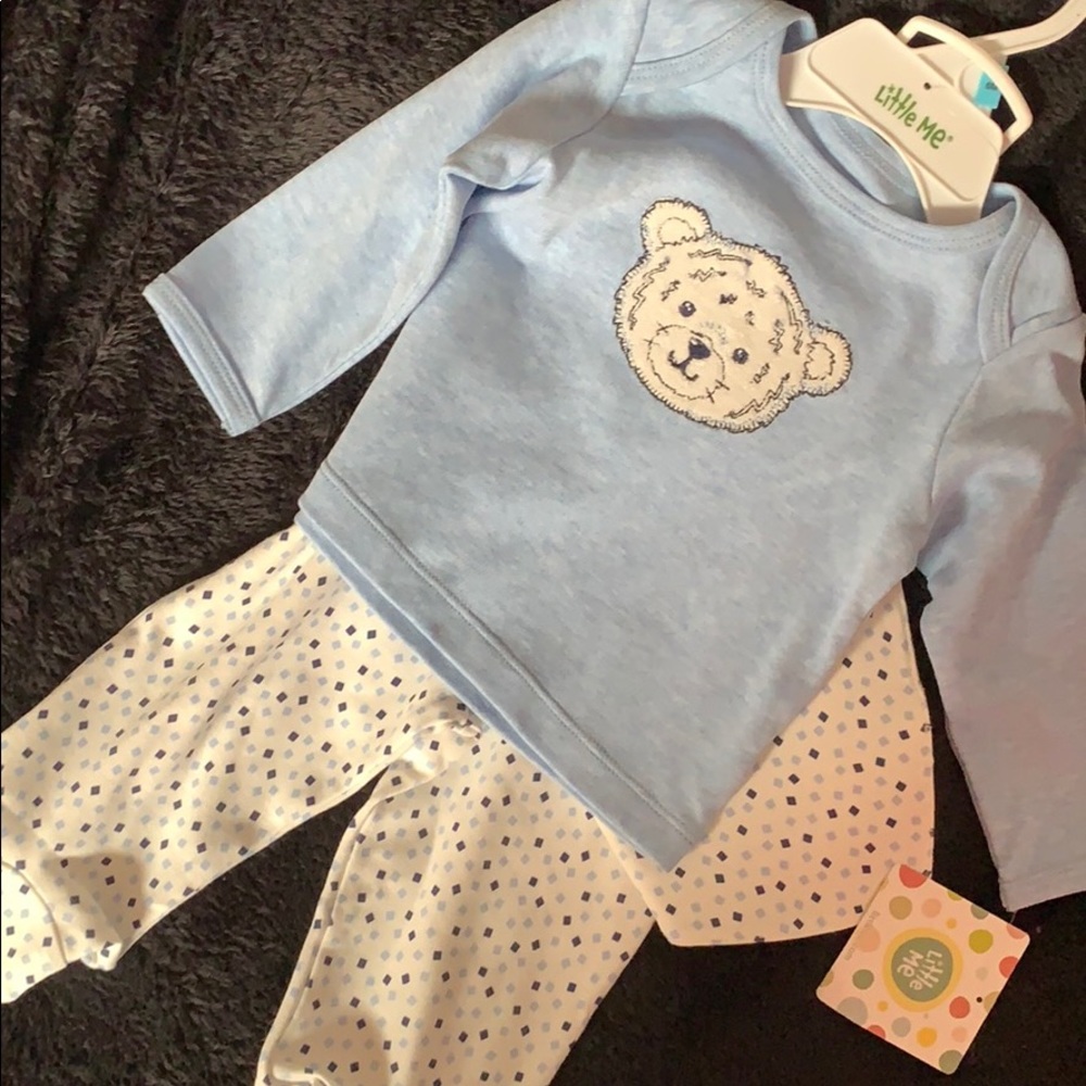 Little Me 2piece long sleeve, pants & bib 💙🐻
